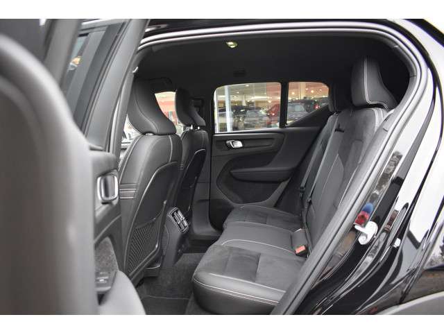 Volvo EX40 2025 Electrisch