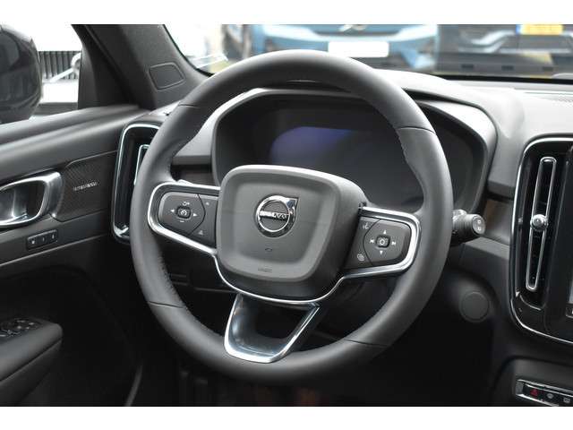 Volvo EX40 2025 Electrisch