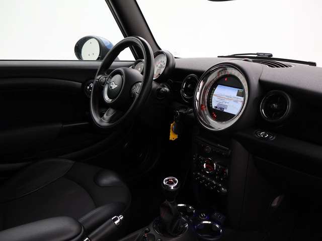 MINI Cooper Cabrio 3