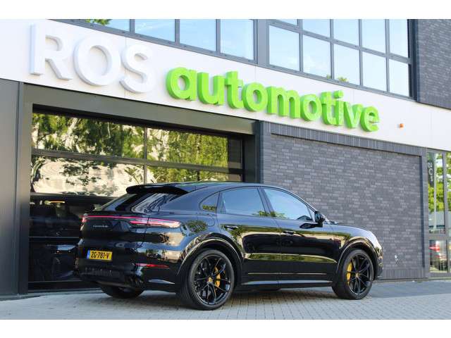 Porsche Cayenne 2