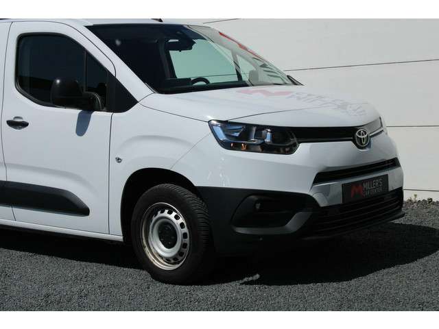 Toyota pro-ace 2022 Diesel