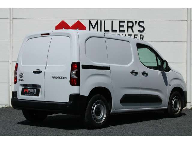 Toyota pro-ace 2022 Diesel