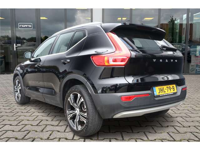 Volvo XC40 3