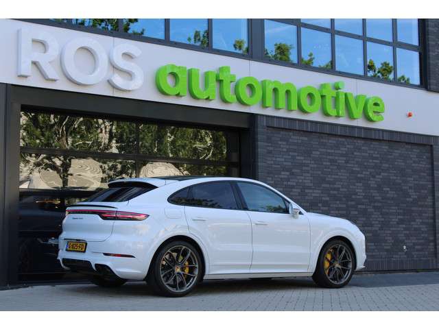 Porsche Cayenne 2