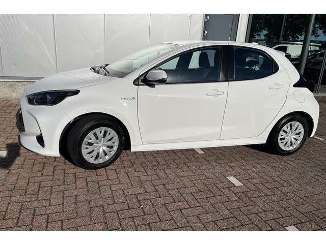 Toyota Yaris 2