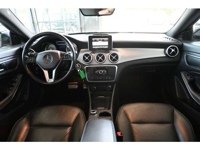 Mercedes-Benz CLA 2