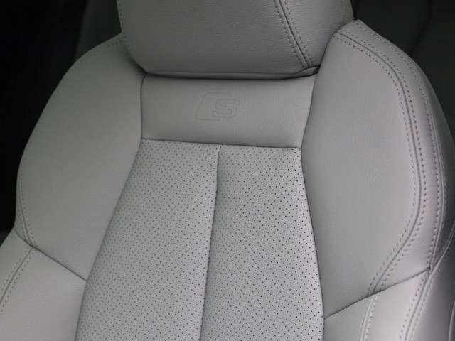 Audi Q4 e-tron 2025 Electrisch