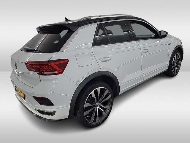 Volkswagen T-Roc 3