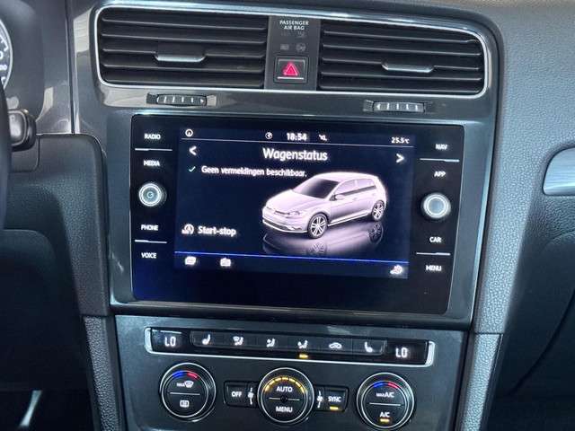 Volkswagen Golf 2017 Benzine