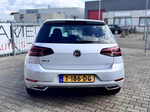 Volkswagen Golf 2017 Benzine