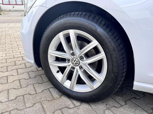 Volkswagen Golf 2017 Benzine