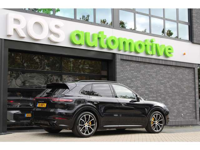 Porsche Cayenne 2