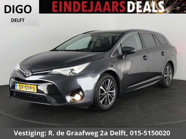 Toyota Avensis 2017 Benzine