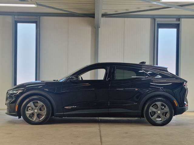 Ford Mustang Mach-E 2