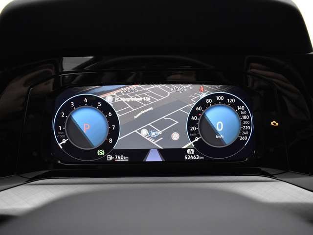 Volkswagen Golf 2023 Benzine