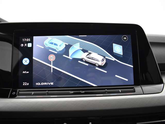 Volkswagen Golf 2023 Benzine