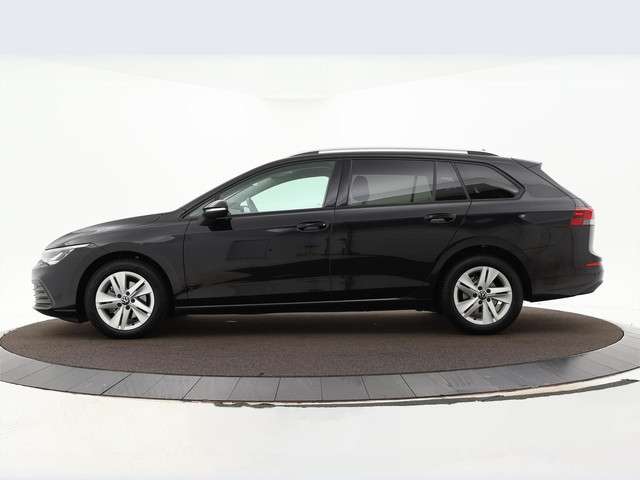 Volkswagen Golf 2023 Benzine