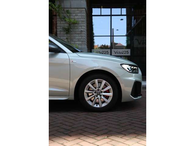 Audi A1 2023 Benzine
