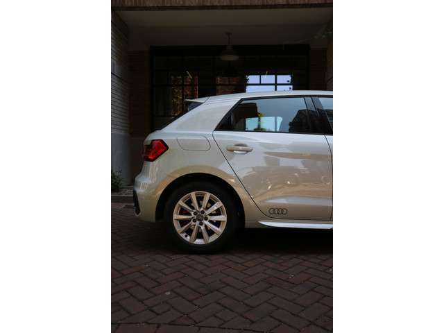 Audi A1 2023 Benzine