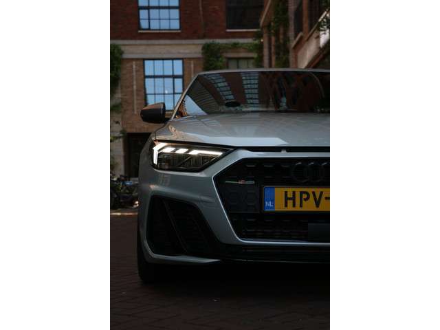 Audi A1 2023 Benzine