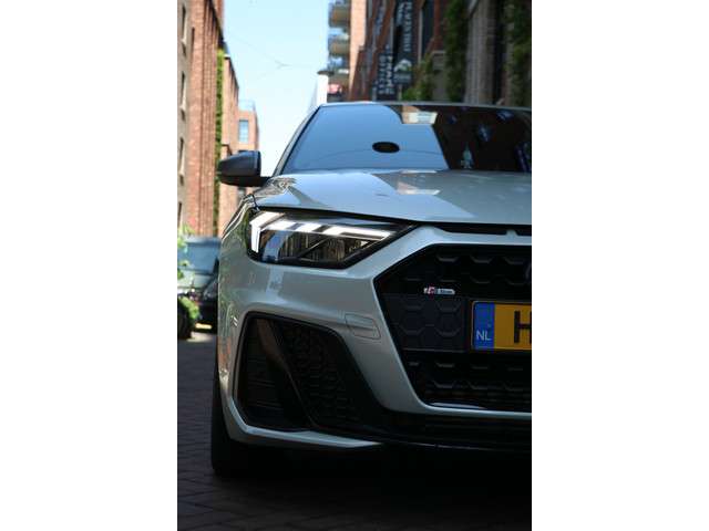 Audi A1 2023 Benzine