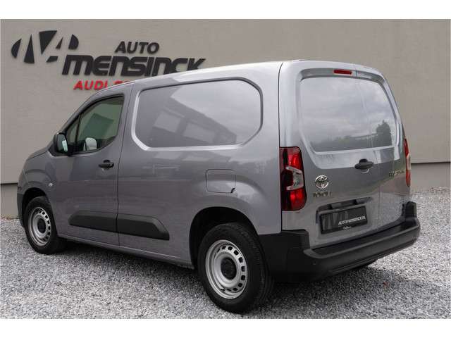 Toyota pro-ace 2023 Diesel