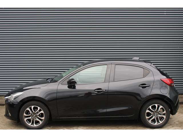 Mazda 2 2