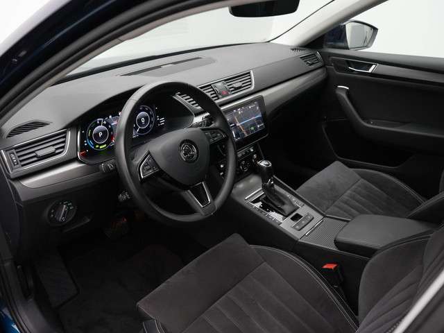 Škoda Superb 2