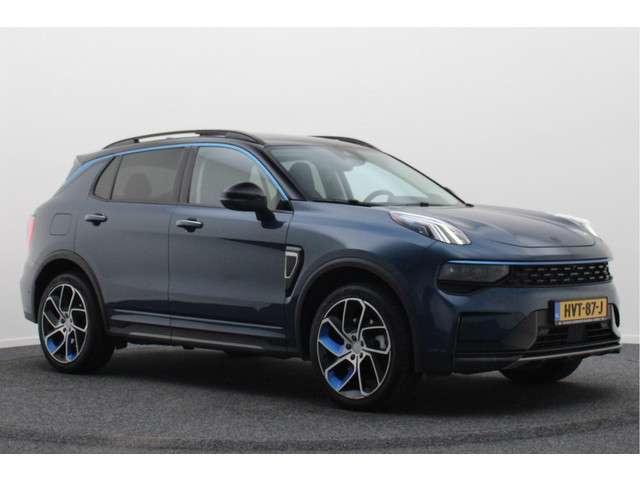 Lynk & Co 01 1.5 plug-in hybrid automaat two-tone, 360° camera, panoramadak, acc, keyless, navigatie, pdc, led, 20'' foto 10
