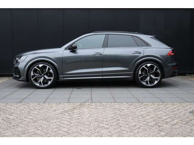 Audi RSQ8 2