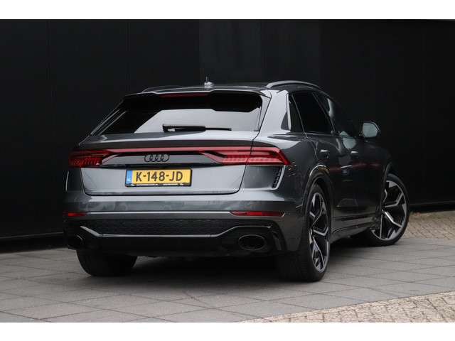 Audi RSQ8 3