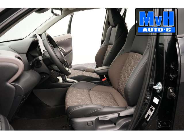 Toyota Yaris Cross 3