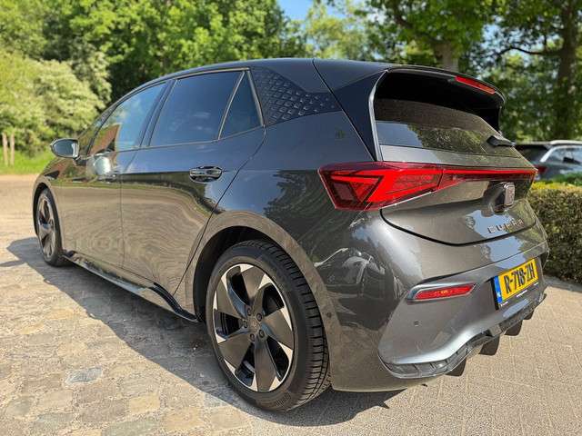 CUPRA Born 2022 Electrisch