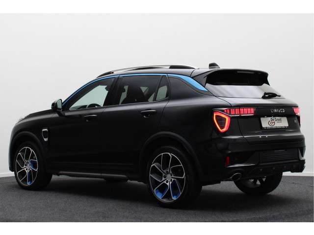 Lynk & Co 01 3