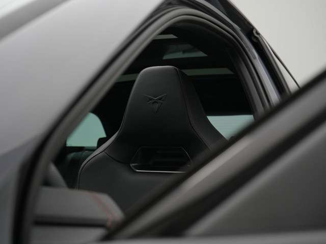 CUPRA Leon 2024 Hybride