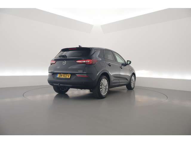 Opel Grandland X 2