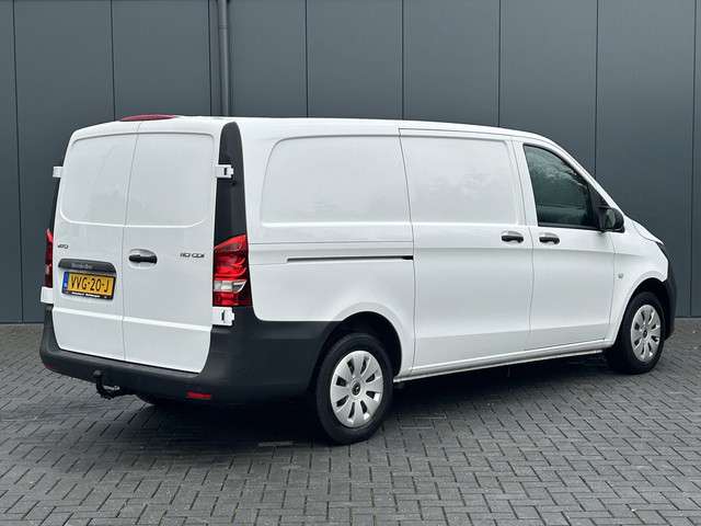 Mercedes-Benz Vito 2