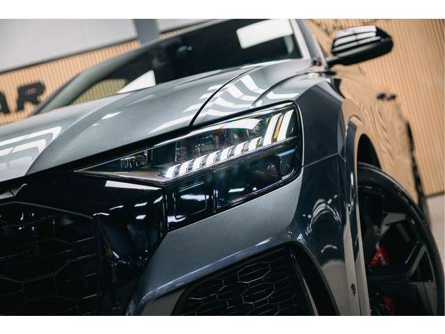Audi RSQ8 2