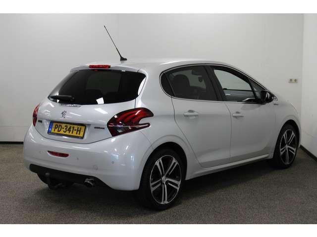 Peugeot 208 2