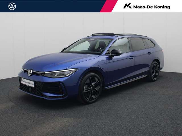 Volkswagen Passat Variant 1.5eHybrid 272PK R-Line Blackstyle DSG · Panoramadak · Trekhaak · Navi · 360° Camera · Garantie tot januari 2030 of 100000km