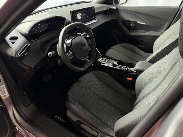 Peugeot 2008 3