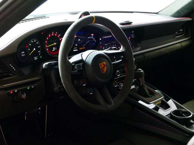 Porsche 911 2023 Benzine