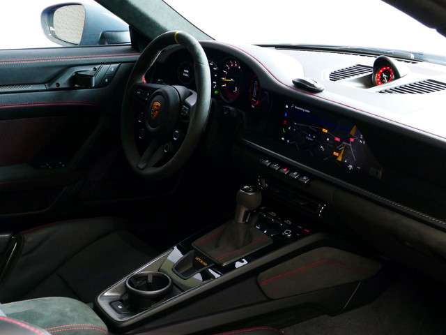 Porsche 911 2023 Benzine