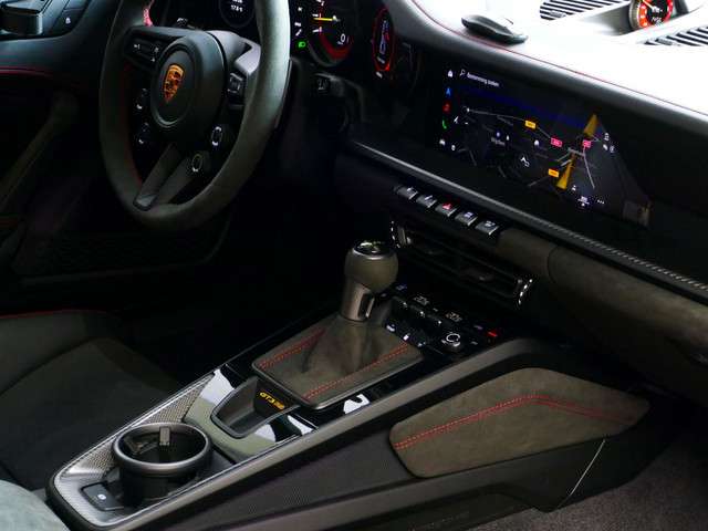 Porsche 911 2023 Benzine