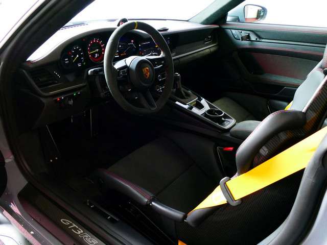 Porsche 911 2023 Benzine