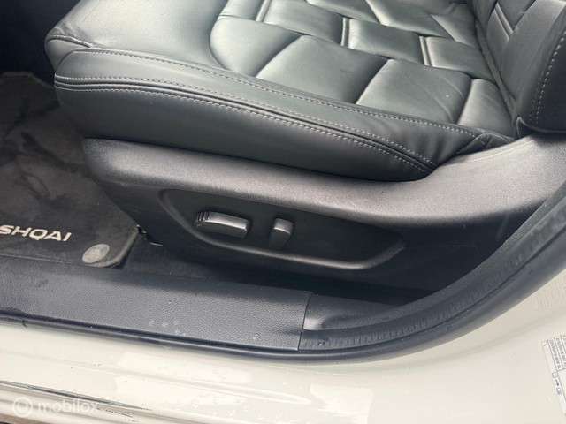 Nissan QASHQAI 2018 Benzine