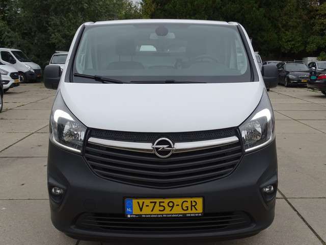 Opel Vivaro 2
