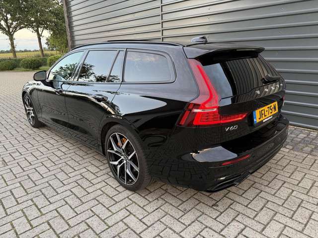 Volvo V60 3