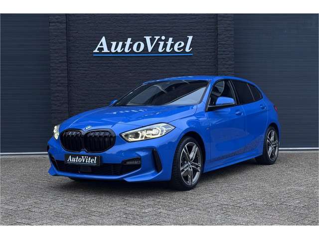 BMW 1-serie 118i M-sport | Stoel + Stuurverwarming | Camera | Adaptive Cruise | 2024