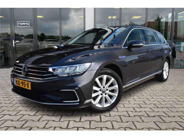 Volkswagen Passat leasen